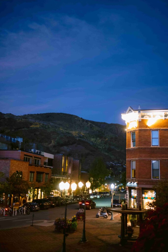 ​destination weddings in aspen co by Laura Stone