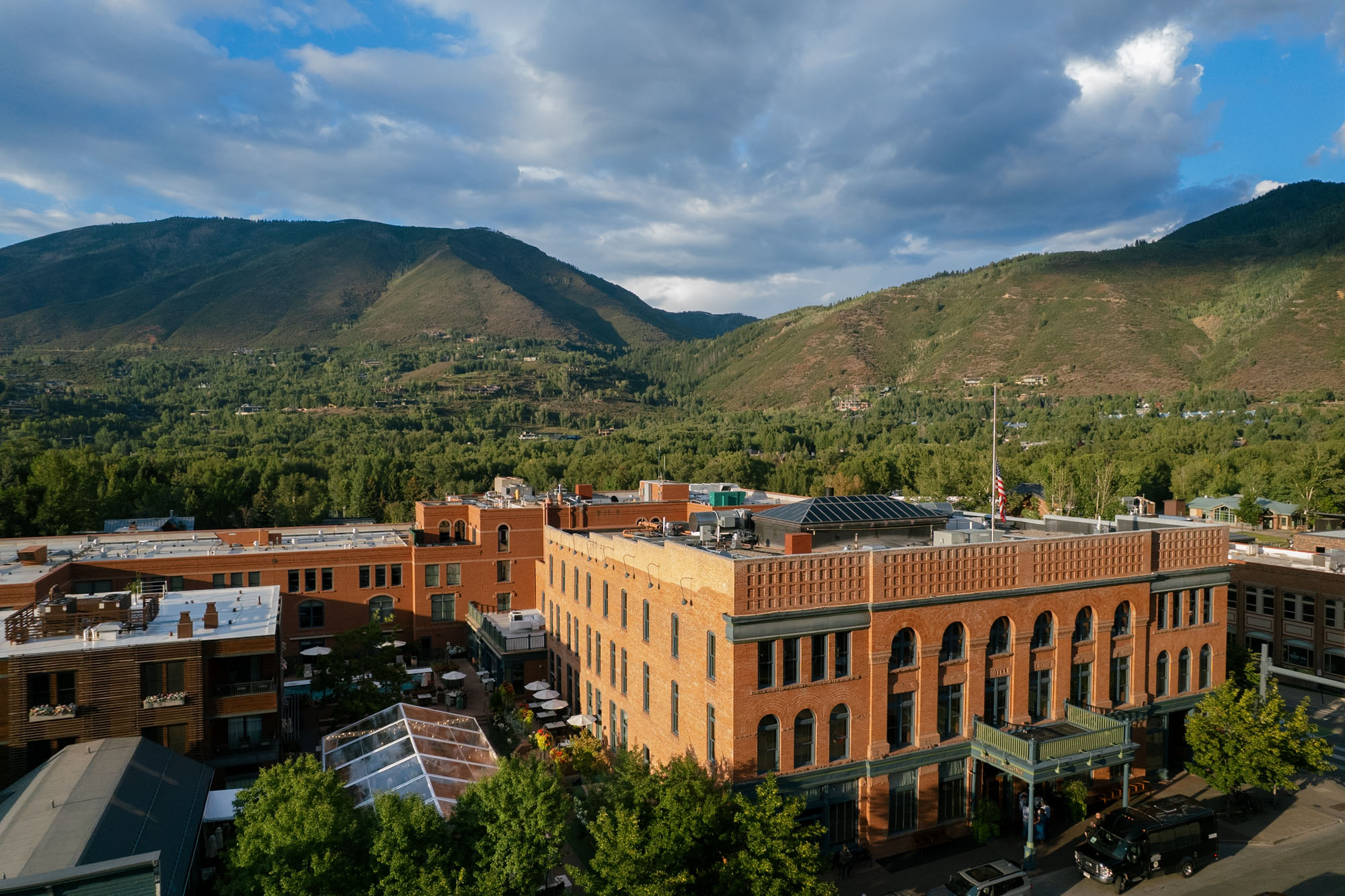 aspen colorado destination wedding at Hotel Jerome