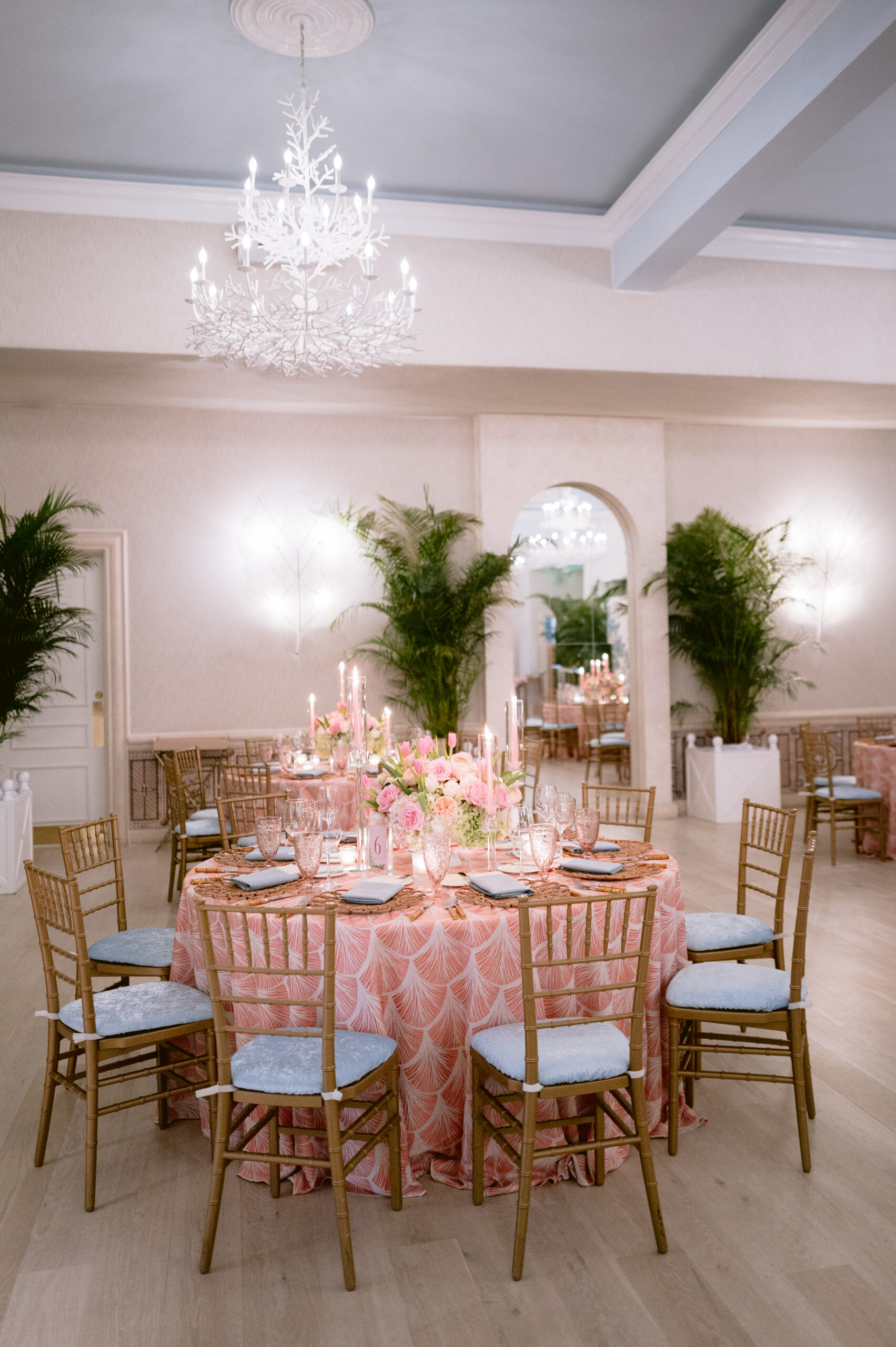round table set up for a rehearsal dinner at one of the best palm beach event venues, the colony hotel, fl